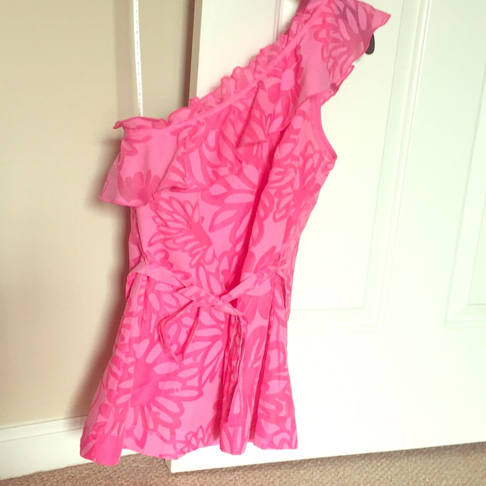 Lilly Pulitzer one shoulder ruffle pink top Size M